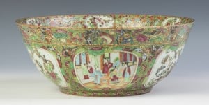 Cottone Auctions’ February Auction Knocks Down $299,000 for Lovely 18th Century Queen Anne Tray-Top Tea Table