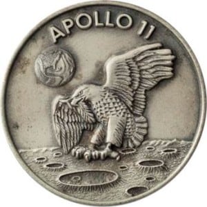 Space memorabilia brings $610,000 in Dallas auction