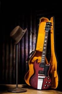 Rock Icon Tom Petty’s Personally Owned 1965 Gibson Guitar Debuts at Heritage Auctions