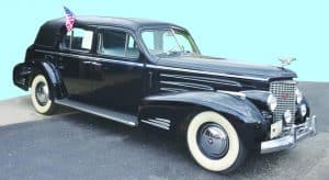 Gavels 'n' Paddles: 1940 V16 Cadillac, $77,000, Stanton’s