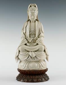Gavels 'n' Paddles: Chinese Guanyin figure, $760,500, Thomaston Place
