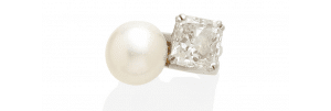Diahann Carroll ring, $56,325, Bonhams