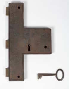 Figure 3: Cell lock and key from the Concord jail, c.1789. M2081, Gift of Cummings E. Davis (1886). photo courtesy of the Concord Museum