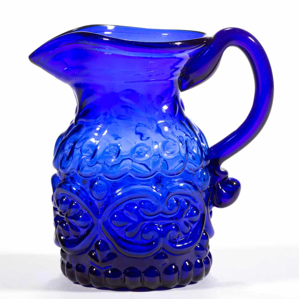 Blown-molded cream jug