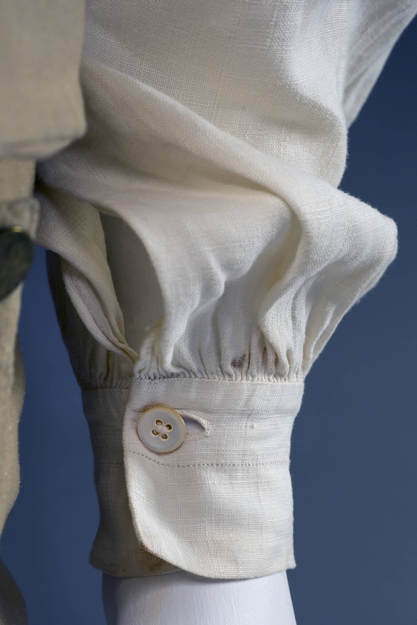 Figure 2. Shirt (detail), English and American, c.1790. White, plain-weave linen. Historic Deerfield, Gift of the Cooley Family, Hartford, Connecticut, direct descendants of Col. Elisha Porter, 2017.30.3. photo: Penny Leveritt. 18th century Boston tailoring trade