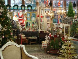 10 Crafty DIY Antique Holiday Gifts