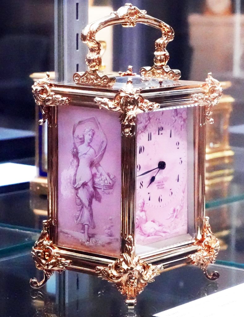 The Journal of Antiques and Collectibles The Social Platform for