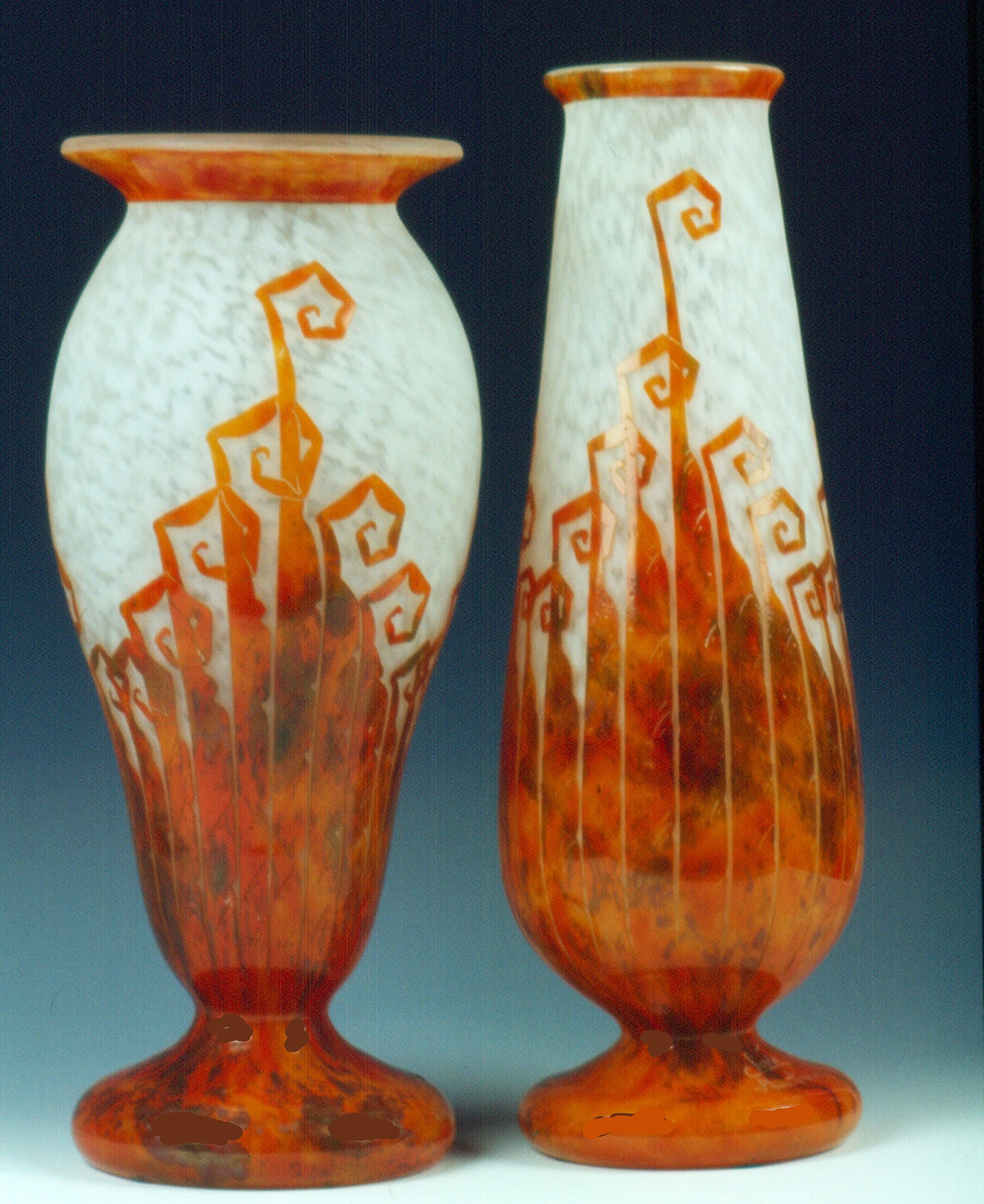 Two large “Tango Orange” vases by Charles Schneider. Tallest, 18-1/4” h. (Photo by Leslie Piña)