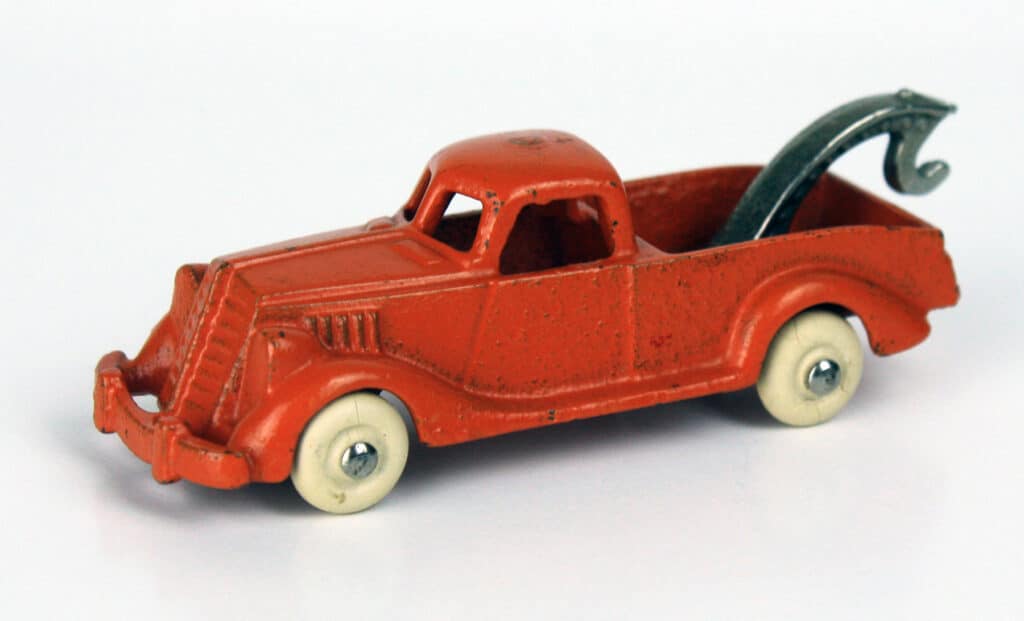Hubley 3.5-inch tow truck.