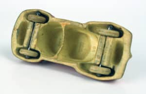 The underside of the Sun sedan shows that Sun could have made it with proper full-wheel arches.