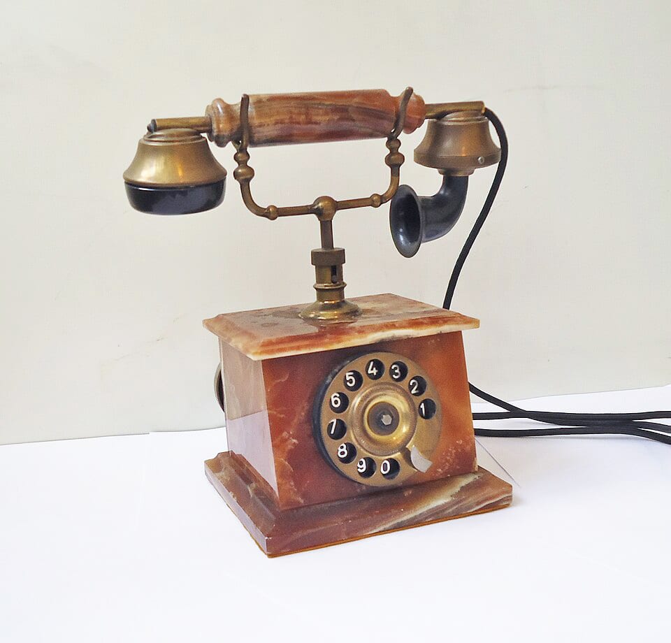 Old style phone set