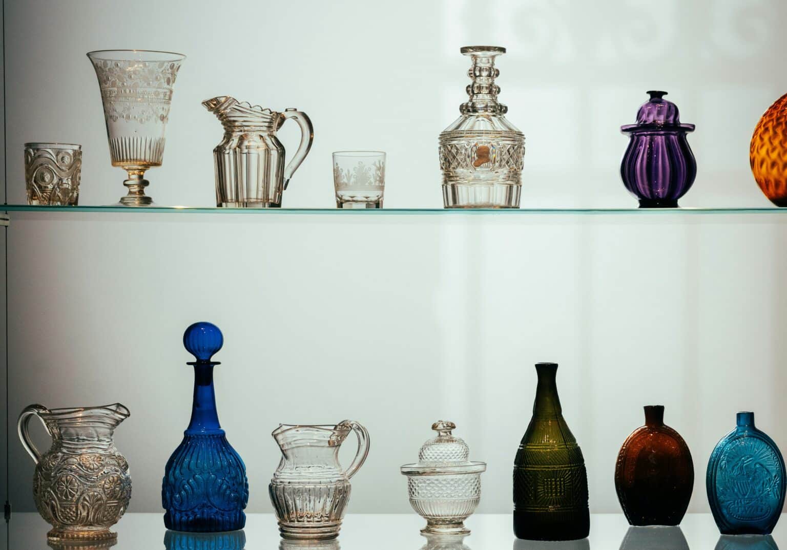 Antique Glass Collecting Guide: Identify & Value Antique Glass ...