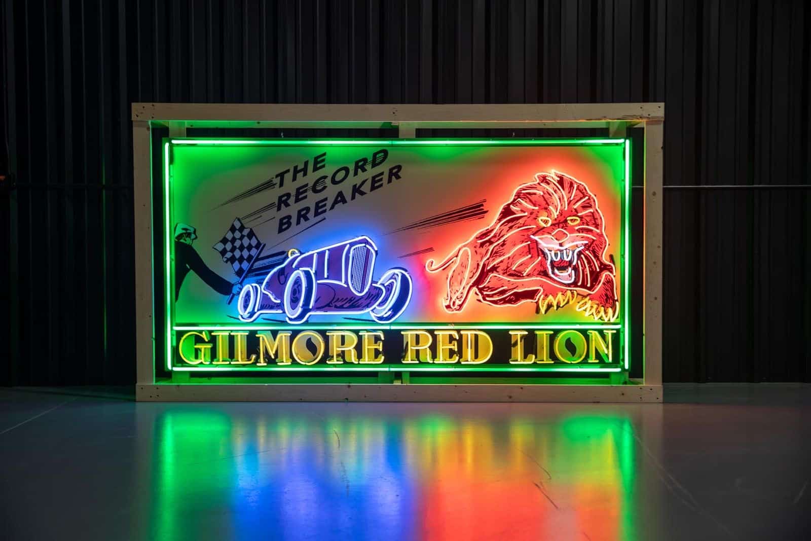 10 Lot 1070 Gilmore Red Lion Neon Sign