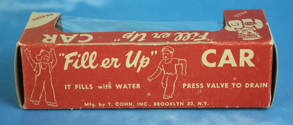 Original box for the Fill ’er Up car shows that T. Cohn was based in Brooklyn, NY.