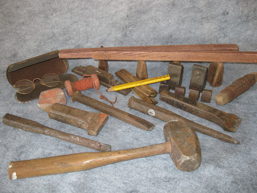 Quincy Granite Quarry Tools