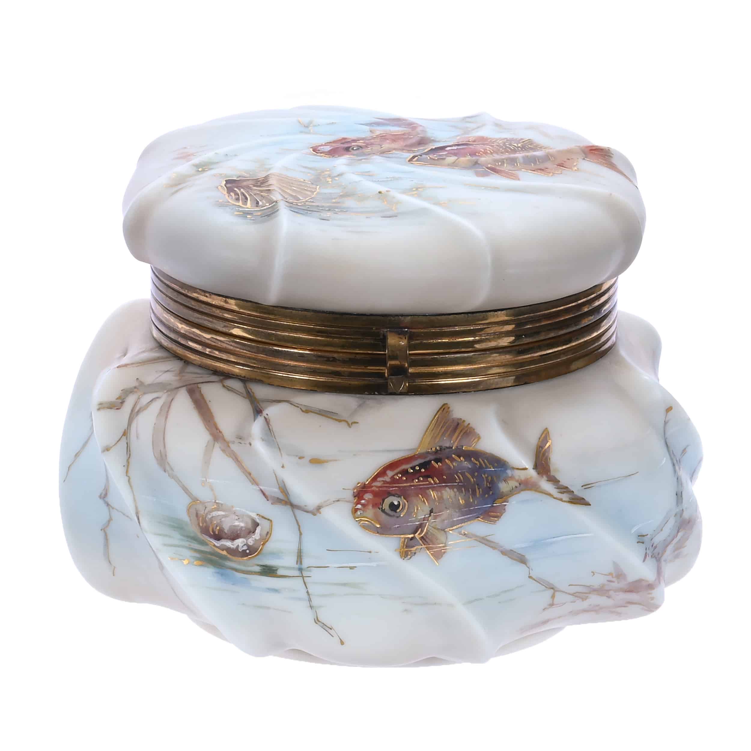 Wave Crest dresser box