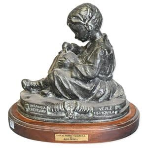 statue 1