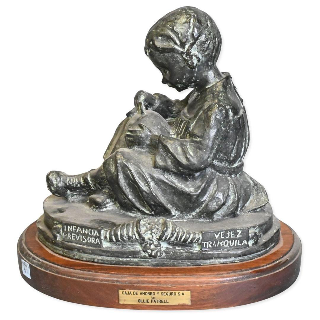 statue 1